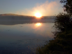 Sunflares and Fog at Wye Lake